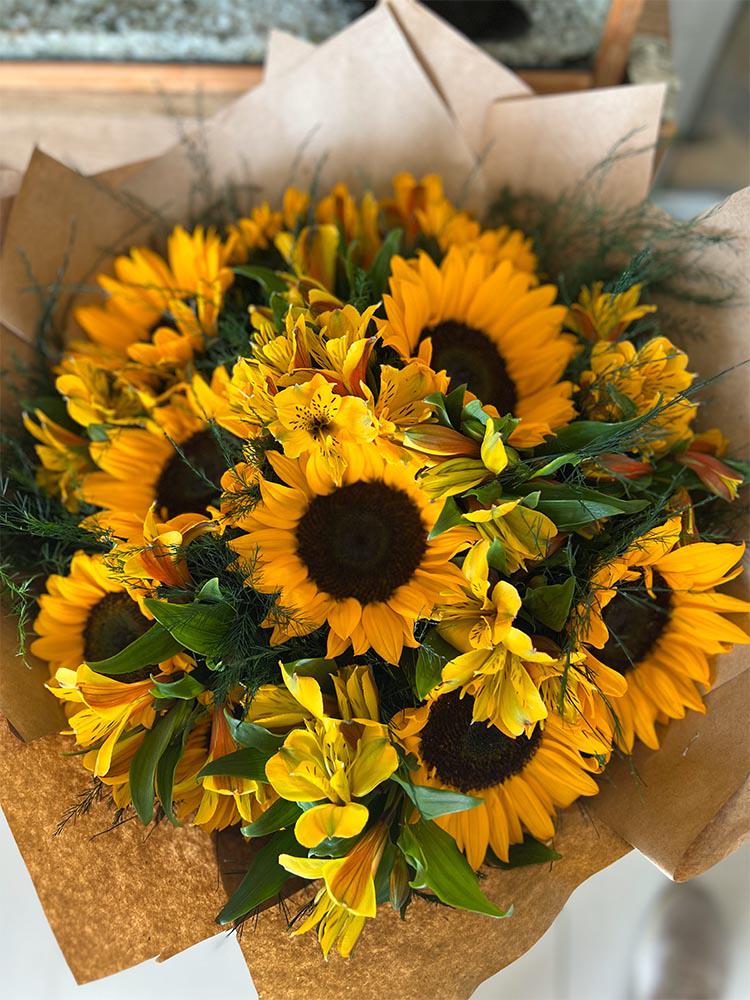 sirin flower antalya cicek buketler aranjmanlar cicek siparisi IMG